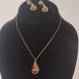Antique Style Peacock Necklace Earrings Set With Dazzling Stones!